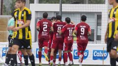 Los jugadores del Berganti�os celebrando un gol ante el Portugalete