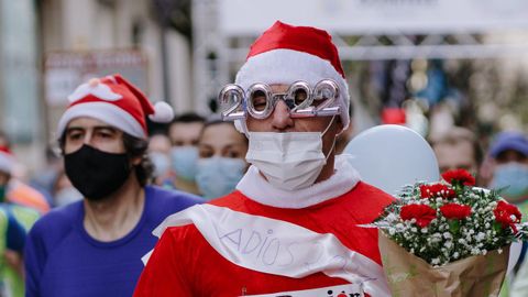 Carreras de San Silvestre en Ourense.La capital ourensana disfrut del ambiente festivo de su particular prueba de fin de ao