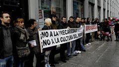 Trabajadores de la Fnac en el primer d�a de huelga