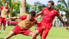 El central del Racing de Ferrol, Edgar Pujol, concentrado con la selecci�n de Rep�blica Dominicana