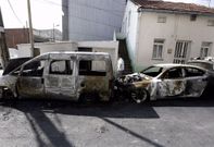 Los veh�culos comenzaron a arder sobre las cuatro de la madrugada, en la calle Asunci�n. 
