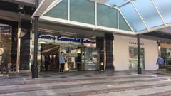 Reabre el centro comercial Salesas