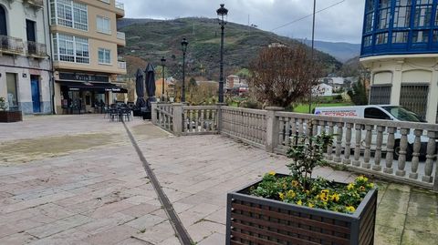 La actual balaustrada ser� demolida.