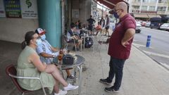 Ordes (en la imagen, ambiente en las terrazas este fin de semana) es uno de los dos concellos en nivel m�ximo esta semana