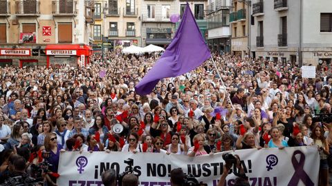 Concentraci�n en Pamplona contra el auto que deja en libertad a los miembros de La Manada