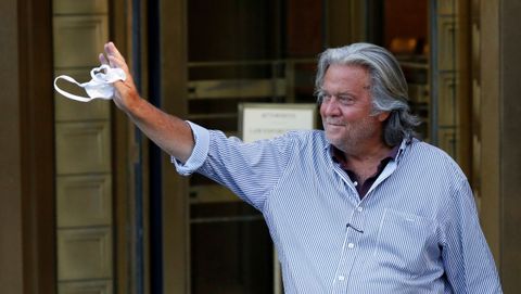 Steve Bannon, el pasado agosto tras ser citado por un tribunal de Manhattan por lavado de dinero y fraude.