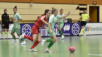 �lia durante el partido en Madrid ante el Futsi