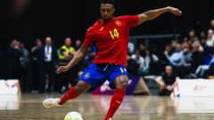 Renato, durante un partido contra Inglaterra hace un a�o.