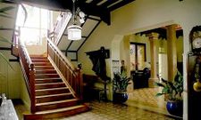 Un detalle del vestbulo del palacete Villa Mercedes, en la localidad asturiana de Navia.