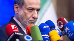 El ministro de Exteriores de Ir�n, Ab�s Araqch� durante una rueda de prensa.