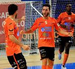 Iago M�guez festeja un gol en la pista del Palma. 