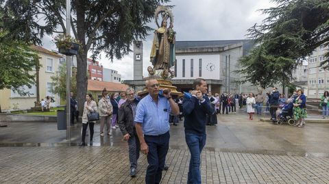 Procesin de la Virxe do Carme, ayer, pasada por agua 