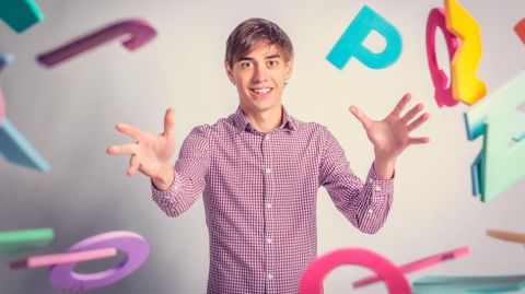 O mago Pedro Bugar�n pasar� por Dumbr�a