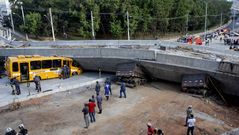 Derrumbe en las obras del Mundial Brasil