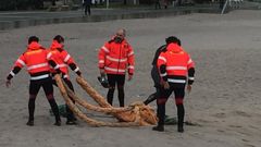La Unidad Subacu�tica de los bomberos se moviliza por una falsa alarma en la b�squeda de Andrea
