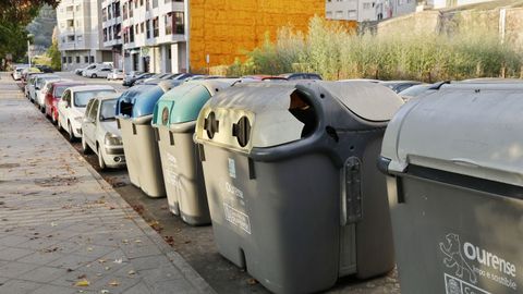 Contenedores de basura en Ourense.