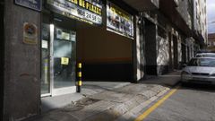 Garaje privado que alquila plazas en la calle Arturo P�rez Serantes de la capital ourensana.