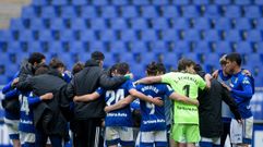 Los jugadores del Oviedo celebran la victoria ante el Sabadell