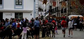 Hoy en la feria habr� mercaderes medievales, espect�culos de fuego y paseos en burro para los ni�os.