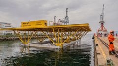 El astillero celebr� ayer la entrega de la plataforma flotante solar Catarroja, que se instalar� en aguas de Valencia.
