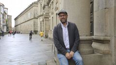 Martio Noriega, frente a la facultad de Medicina de Santiago