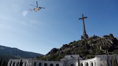 El traslado de los restos de Franco del Valle de los Ca�dos fue clave en la estrategia del Gobierno de ir ocultando vestigios del franquismo. Varios expertos consideran una �anomal�a� que siga existiendo en Europa una fundaci�n que ensalza la figura de un dictador.