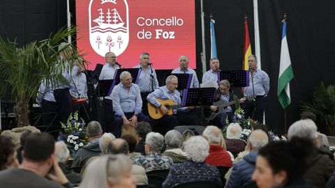 Actuaci�n de Mar Aberto en la Festa do Berberecho