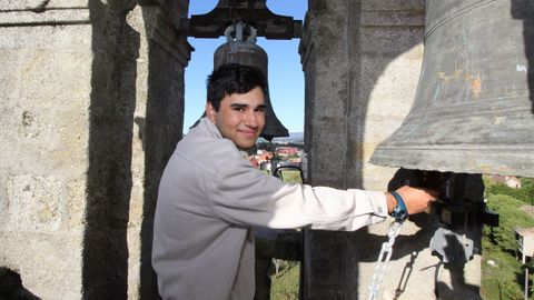 Mateo V�zquez Ares, en la iglesia de Asados.