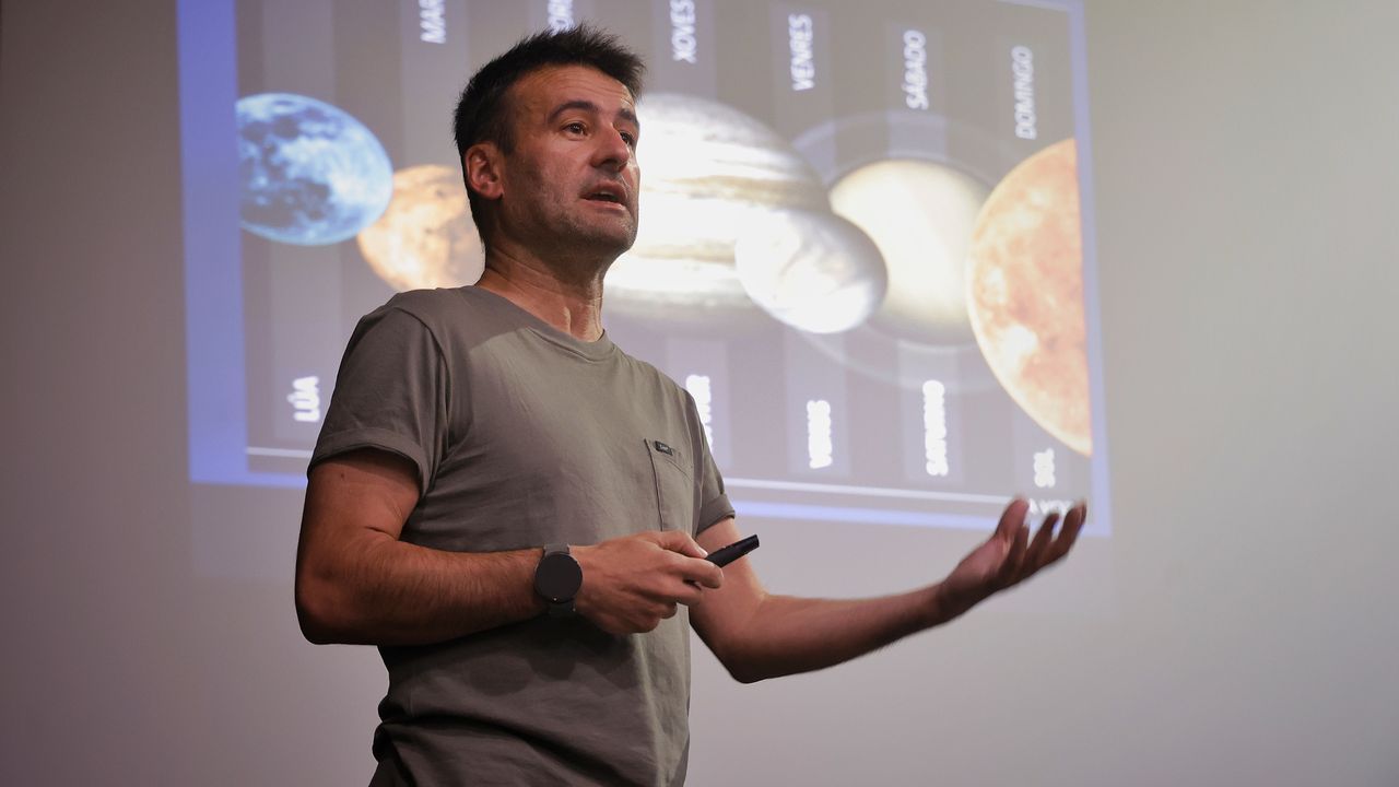 El divulgador Xavier Fonseca dará una charla sobre el eclipse en Monforte: «La totalidad del eclipse se verá durante 50 segundos en el municipio»
