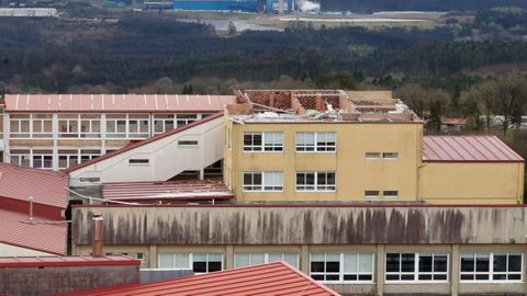As� qued� el colegio O Cruce de Cerceda tras el paso del temporal Martinho