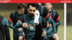 Salah, en un entrenamiento con el Liverpool