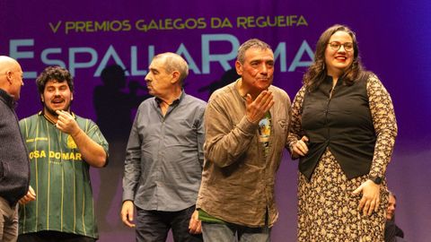 As� foi a festa da regueifa en Carballo, imaxe a imaxe, rima a rima