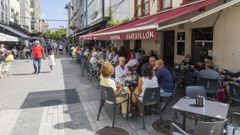 Imagen de archivo de terrazas en la calle Coru�a