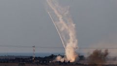 Israel contin�a atacando Gaza