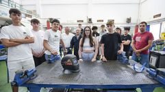 Alumnos de la FP de automoci�n en el IES de Vilalonga, Sanxenxo