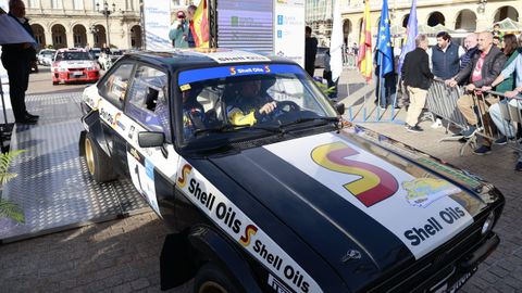 Ceremonia de salida del Rallye Rías Altas Histórico