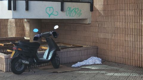 Zona habitual en la que pernoctan personas sin techo en Ponteareas