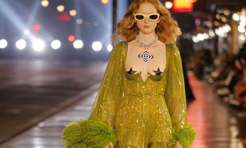 El desfile de Gucci en Hollywood en el que se vieron de nueva las pezoneras