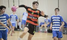 <span lang= es-es >Victoria del equipo de Divisi�n de Honor juvenil</span>. El Cl�nica Deza BM Lal�n se impuso en su �ltimo partido en casa, por 33-20, al �rtabro en un c�modo partido para los locales. 