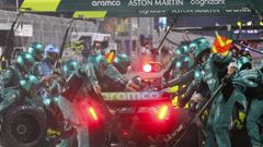 Aston Martin, escuder�a de Fernando Alonso, realiza una parada en �boxes�