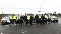 COLABORACI�N POLICIAL. Agentes de la Guardia Civil de Tr�fico y de la Polic�a Local escenificaron ayer en Ferrol su plan de colaboraci�n para aumentar la vigilancia en las carreteras de toda Galicia. Sus primeras acciones estar�n dirigidas al control de alcoholemias