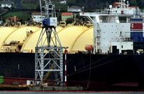 Un buque gasero atracado en Navantia, especializada en la reparaci�n de estos buques.