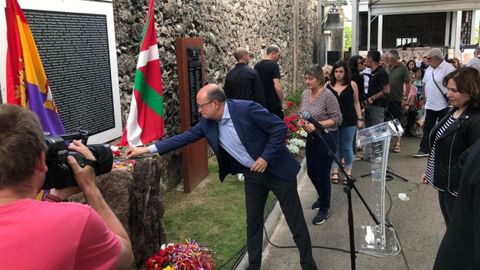  Homenaje a los 269 republicanos que fallecieron en el hospital de Guernika entre 1938 y 1940, muchos de ellos asturianos