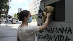 El viaje solidario de la ropa usada
