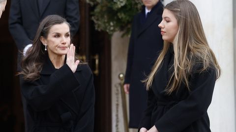 La reina Letizia y la infanta Sof�a