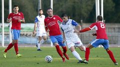 Un instante del duelo de la pasada temporada entre Noia y Sigueiro