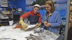 La conselleira de Promocin Econmica, Elena Rivo, visit la plaza de Abastos de Ourense