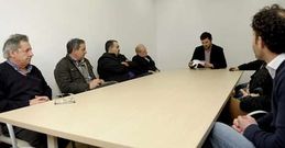Tras dos reuniones con el alcalde estradense, los empresarios se reunieron ayer tambi�n con Antalsis.