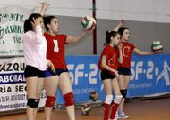 Los equipos inferiores de A Pinguela se nutren de las jugadoras de la competici�n escolar.