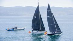 Embarcaciones en la r�a de Pontevedra por la segunda jornada del trofeo Xacobeo de Vela